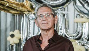 אוקיינוס כחול, אוקיינוס אדום – ריאיון עם ציון שגב